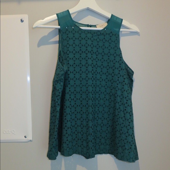 Loft Green Tank Top Jade Eyelet Lace Sleeveless Mesh Keyhole Womens XS - Picture 1 of 6
